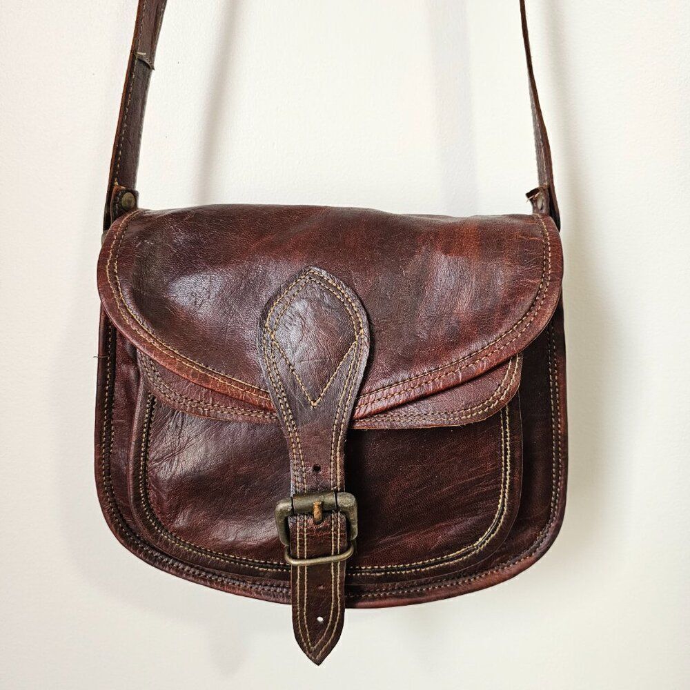 EUC VINTAGE GENUINE LEATHER DEEP BRICK RED SADDLE STYLE SLING BAG SMALL - Picture 9 of 16